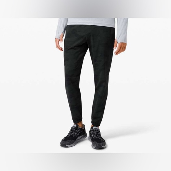 Lululemon Surge Jogger *29"
Heritage 365 Camo Black Multi BNWT - Picture 2 of 8